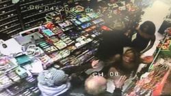 Beyoğlu’nda kapkaça uğrayan kadınlar ortalığı karıştırdı