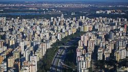 İstanbul'da konut sıkıntısı yaşanıyor