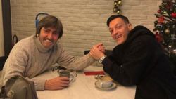 Mesut'u Los Angeles istiyor