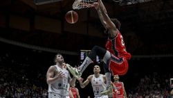 Bahçeşehir Koleji, Avrupa Kupası finali ilk maçında galip