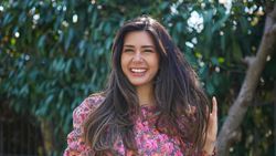 'Zaten giyinmiyordun hepten açmışsın' Sibil Çetinkaya'dan sosyal medyayı yıkan poz!