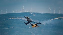 SOLOTÜRK 23 Nisan gösterisini Çanakkale'de yaptı