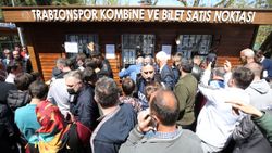 Trabzonspor'un Antalyaspor maçı biletleri tükendi