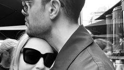 Mehmet Dinçerler'den aşk karesi