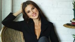 Arka Sokaklar'ın Zeliş'i açıldıkça açıldı, 'Bir tane yetmez' dedi! 'Peş peşe +18 kareler bunlar ya...'