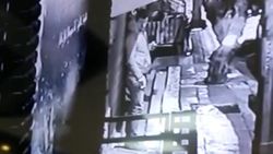 Sultangazi'de fark edilen hırsızın 'selam' taktiği 