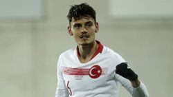 İngiliz devi Liverpool, Enes Ünal’ın peşinde