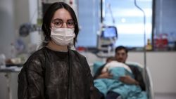 İstanbul'da üzerine kaynar su dökülen çocuğa annesinden ilk yardım