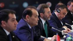 Fahrettin Altun: Dezenformasyon bombardımanı ile karşı karşıyayız