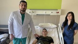 Konya'da yemek borusu yırtılıp bağırsağı tıkanan genç, sağlığına kavuştu