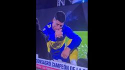 Marcos Rojo şampiyonluk kutlamasında sigara içti