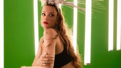 Serenay Sarıkaya'dan semt oturuşu