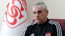 Rıza Çalımbay'dan 1 yıllık sözleşme
