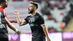 İstanbul kulüpleri Vargas'ı istiyor
