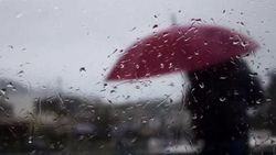 Meteoroloji'den yeni hava durumu raporu! Yağmur yakamızı bırakmıyor...