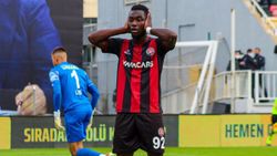 Yann Karamoh evli kadınla basıldığı için darp edildi iddiası