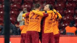 Galatasaray yeni sezon için sahaya iniyor