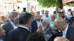 Ahmet Davutoğlu'na Giresun'da tepki gösterildi
