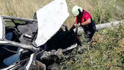 Denizli'de otomobil, şarampole yuvarlandı: 2 ölü, 1 yaralı