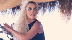 İrem Derici, bir ayda 2 milyon 400 bin TL kazanacak