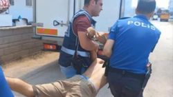 Antalya’da sinir krizi geçirip evdeki eşyaları kıran şahıs, etkisiz hale getirildi