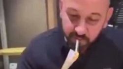 Kırşehir'de 200 euro ile sigarasını yaktı