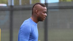 Mario Balotelli, Sion ile anlaşmak üzere