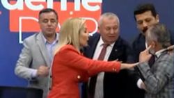 Cemal Enginyurt'un koruması suç makinesi çıktı