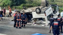 Ordu'da mevsimlik işçileri taşıyan minibüs kaza geçirdi: 16 yaralı