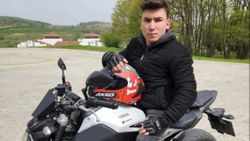 Sakarya'da moto kurye genç çocuk ilk iş gününde hayatını kaybetti