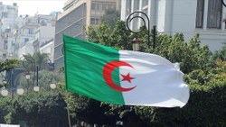 Cezayir, İspanya’dan çektiği büyükelçisini Fransa’ya atadı