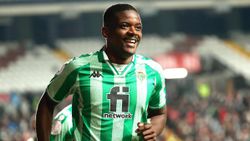 Galatasaray'la Fenerbahçe'nin istediği Carvalho'ya lisans çıkmadı