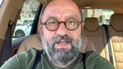 Erdem Baş, satın aldığı aracı tanıttı