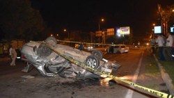 Şanlıurfa'da otomobiller çarpıştı: 1 ölü, 4 yaralı