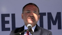 Bekir Bozdağ: 6'lı masa Türkiye'ye 2023'te 7'li koalisyonu vaat ediyor