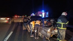 Düzce'de ticari araç ile otomobil çarpıştı: 2 yaralı