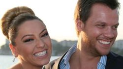 Hadise'nin eski aşkı Sinan Akçıl, Mehmet Dinçerler'e sahip çıktı