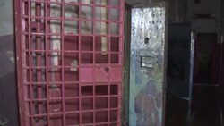 İzyum'da işkence odaları kameralara yansıdı