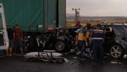 Nevşehir'de kaygan yolda feci kaza: 2 ölü, 8 yaralı