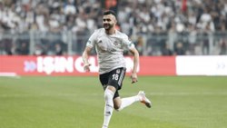 Rachid Ghezzal: Taraftarların ismimi haykırması, harikaydı