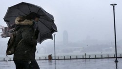 İstanbul Valiliği'nden 'rüzgar ve fırtınaya dikkat' uyarısı
