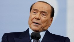 Silvio Berlusconi blames Ukraine for Russia's attacks