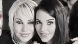 Tuvana Türkay'ın annesi