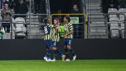 Fenerbahçe - Sivasspor maçının ilk 11'leri