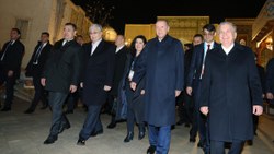 Cumhurbaşkanı Erdoğan, Özbekistan’da liderlerle akşam yemeğine katıldı