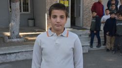 İzmir'de öğrenci Heimlich manevrası ile kurtarıldı