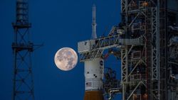 NASA, Ay'a insan göndermeye bir adım daha yaklaştı
