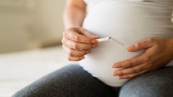 Hamile kadınlara sigara uyarısı: Bebek 1 sigarayı, 40 sigara gibi algılıyor