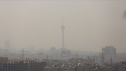 İran'da hava kirliliği okulları tatil ettirdi