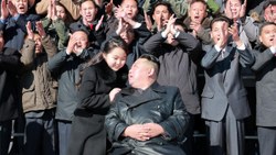 Kuzey Kore lideri Kim: Dünyanın en güçlü ordusu olacağız